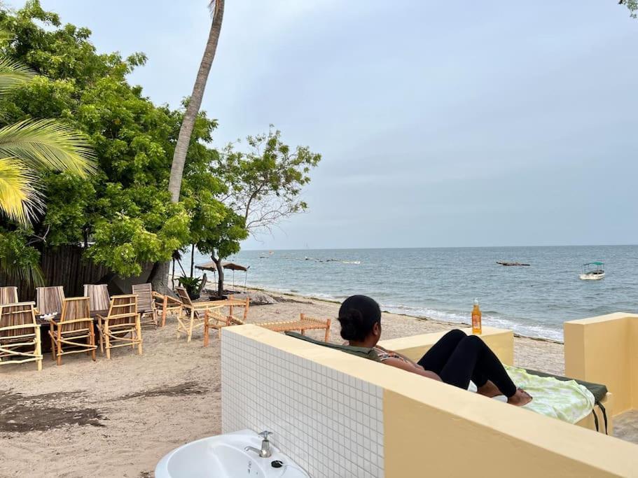 Lui Ushongo Beach House Pangani Eksteriør bilde
